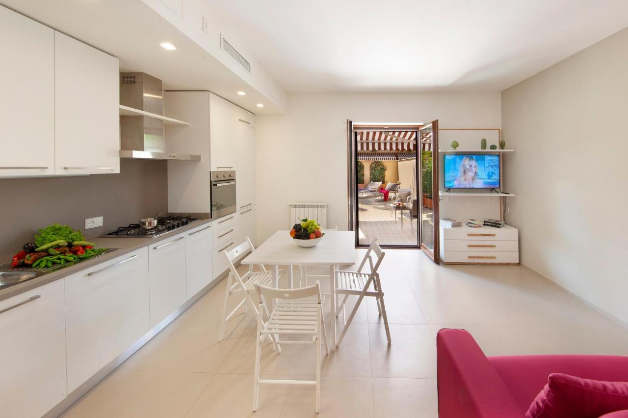 Enjoy Sorrento Apartment Bagian luar foto